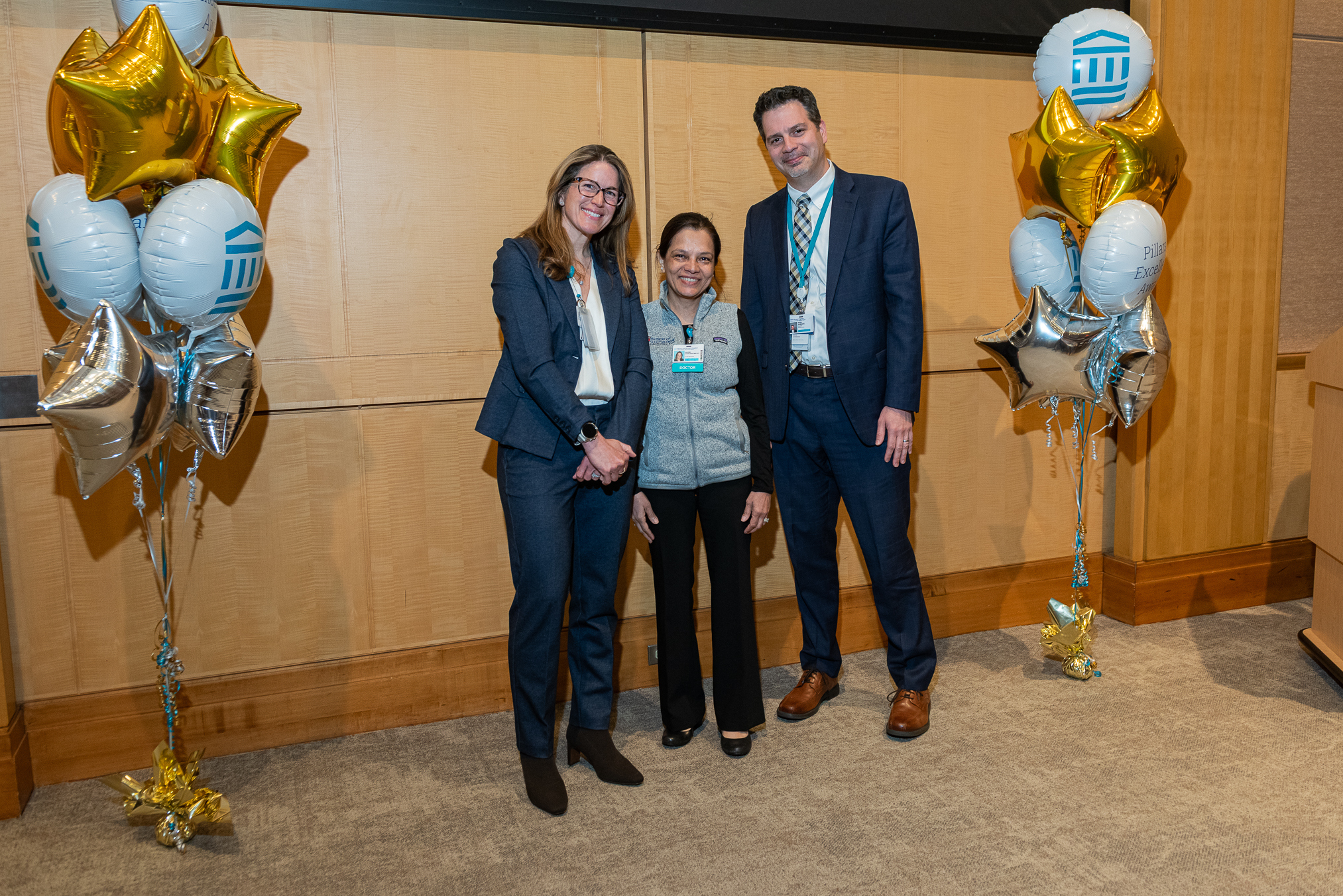 Dr. Salma Batool-Anwar receiving her Pillar Award